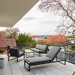 Balatonic Sky Apartment Zamardi