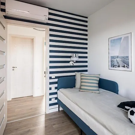 Balatonic Sky Замарди