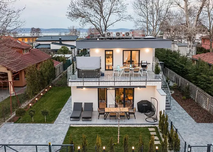 Balatonic Sky Apartament *
