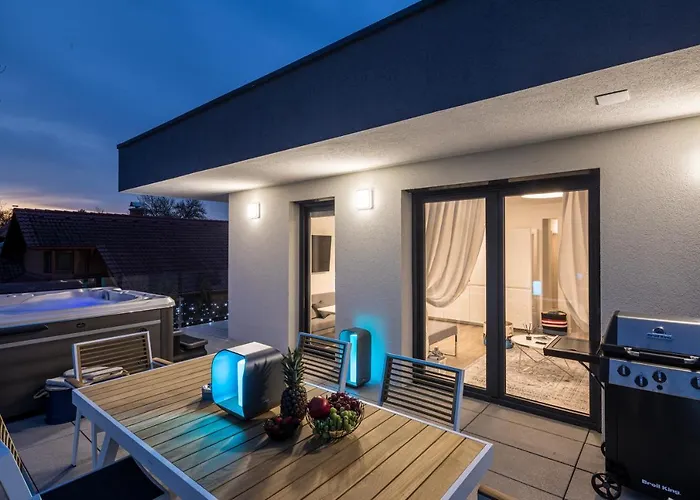 Balatonic Sky アパート