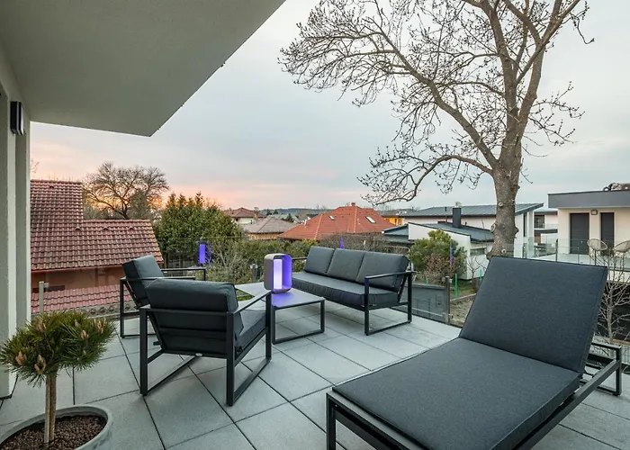 アパート Balatonic Sky Zamárdi